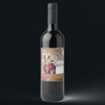 Étiquette Pour Bouteilles De Vin Rustique Woodland floral Christmas Photo<br><div class="desc">C'est une excellente idée pour les jeunes mariés,  les faveurs ou les cadeaux nouvellement engagés. En plus du cadeau pour les grands-parents ou la tante et l'oncle. Il peut être personnalisé avec votre photographie. Facile à modifier du texte.</div>