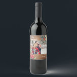Étiquette Pour Bouteilles De Vin Rustique Woodland floral Christmas Photo<br><div class="desc">C'est une excellente idée pour les jeunes mariés,  les faveurs ou les cadeaux nouvellement engagés. En plus du cadeau pour les grands-parents ou la tante et l'oncle. Il peut être personnalisé avec votre photographie. Facile à modifier du texte.</div>