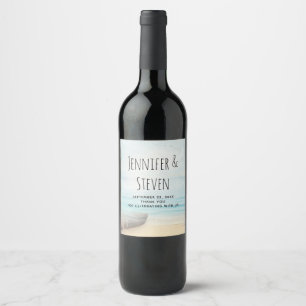 Étiquette Pour Bouteilles De Vin Scène de plage côtière avec un Mariage de bateau d