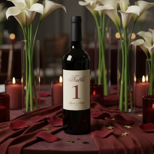 Étiquette Pour Bouteilles De Vin Simple Old Money Bold Red Wedding Table Numbers