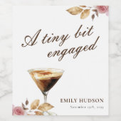 Étiquette Pour Bouteilles De Vin Un petit peu Espresso Martini Baby Shower (Étiquettes simples)