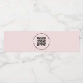 Étiquette Pour Bouteilles D'eau Code QR | Entreprise moderne Blush rond rose (Étiquettes simples)