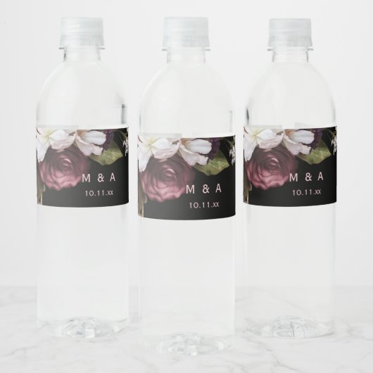 Étiquette Pour Bouteilles D'eau Flores de Bourgogne et rose pâle sur Mariage noir (Bouteilles)
