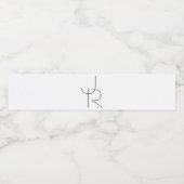 Étiquette Pour Bouteilles D'eau Initiales superposées | Noir sur blanc (Étiquettes simples)