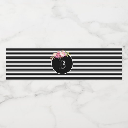 Étiquette Pour Bouteilles D'eau Monogramme Grandes noires et blanches (Étiquettes simples)