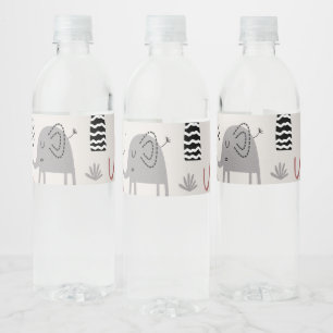 Étiquette Pour Bouteilles D'eau motif avec des éléphants et des girafes mignons gé