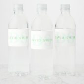 Étiquette Pour Bouteilles D'eau Nom et monogramme modernes | Vert et blanc (Bouteilles)
