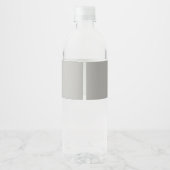 Étiquette Pour Bouteilles D'eau Simple Monogramme Gris et Mariage blanc (Dos)
