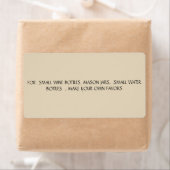 ÉTIQUETTE POUR LES PETITES BOUTEILLES DE VIN, JARS MASON, PE (En situation)