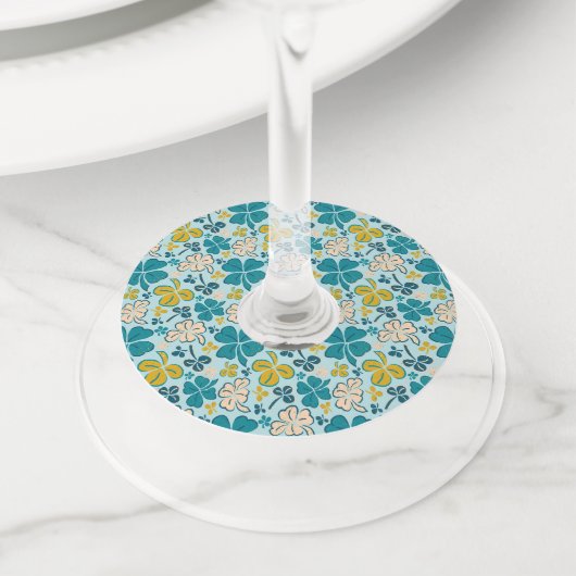 Étiquette Pour Verre De Vin Verte Lucky Shamrock Clover Saint Patrick`s Day (De près)