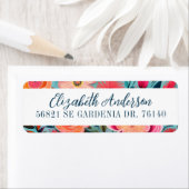 Étiquette Pretty Botanical Girly Floral Return Address (En situation)