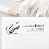 Étiquette Purple Lavender Floral Mariage Adresse de retour (En situation)