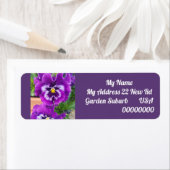 Étiquette Purple Pansy Flower Floral Return Address Labels (En situation)
