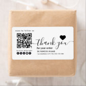 Étiquette Qr code médias sociaux merci aux entreprises (En situation)