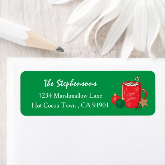 Étiquette Red Cocoa Mug Green Holiday Return Address Labels (En situation)