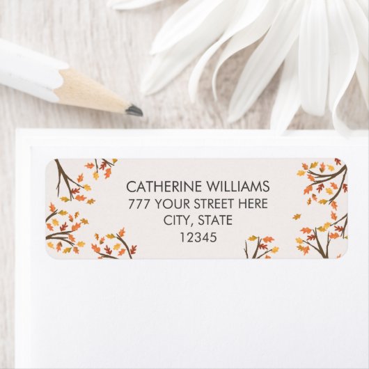 Étiquette Retour Adresse Feuilles Automne Branches Automne (En situation)