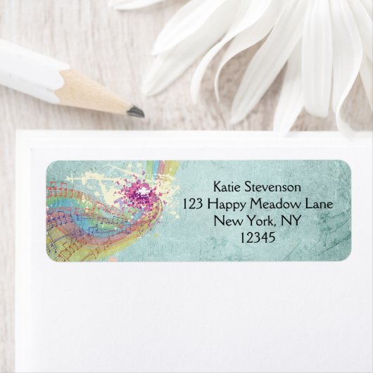 Étiquette Retro Arc en ciel et notes musicales sur une textu (En situation)