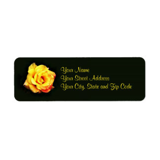 Étiquette Rose jaune avec gouttes de pluie
