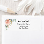 Étiquette Rose or floral déplacé nouvelle adresse de retour (En situation)
