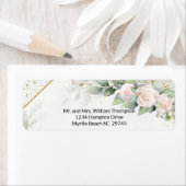 Étiquette Roses blanches Verdure Bébé-Douche (En situation)