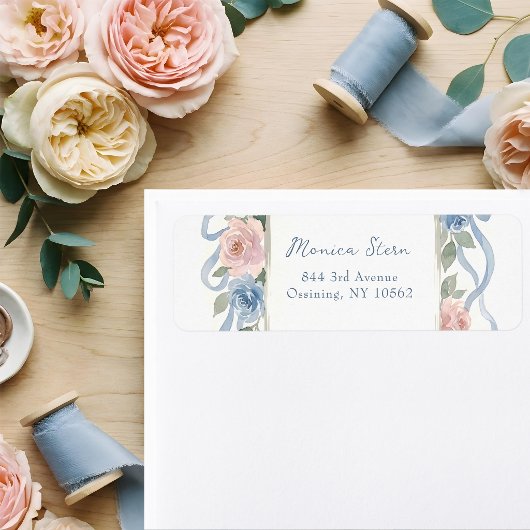 Étiquette Roses pastel rose, blanches et bleues & ruban