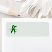 Étiquette Ruban de sensibilisation au vert avec papillon (En situation)