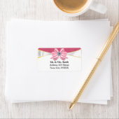 Étiquette Ruban rose diamant avec Damas rose (En situation)