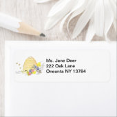 Étiquette Ruche de paille et de fleurs enroulées (En situation)