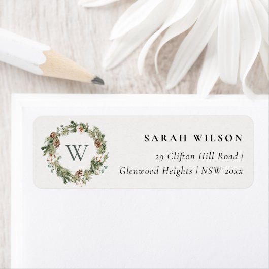 Étiquette Russe Cotton Pine Cone Monigram Adresse de Noël (En situation)