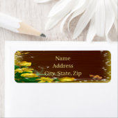 Étiquette Rustic Dark Wood Yellow Floral Butterfly Adresse (En situation)