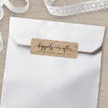 Étiquette Rustic Faux Kraft Happily Ever After Wedding Favor<br><div class="desc">This stylish rustic wedding favor label features the words "happily ever after" in dark gray script against a kraft like pattern background. It's great for labeling your wedding favor gifts. It is easy to personalize; just replace the placeholder text to add your own information. For more options such as to...</div>