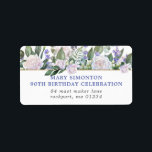Étiquette Rustic Floral 90th Birthday Party Adresse de retou<br><div class="desc">Très joli label d'adresse botanique florale bleu et blanc pour votre 90ème anniversaire fête. Des roses blanches et de petites fleurs bleues sont nichées dans un feuille vert profond. Une description de la fête est en bleu, l'adresse est en gris foncé. Cet article fait partie de la collection 90th Birthday...</div>