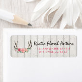 Étiquette Rustic Floral Antlers Roses & Wood Adresse de reto (En situation)