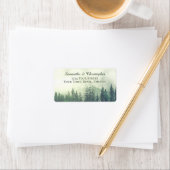 Étiquette Rustic Green Pines Foggy Mountains Adresse Mariage (En situation)