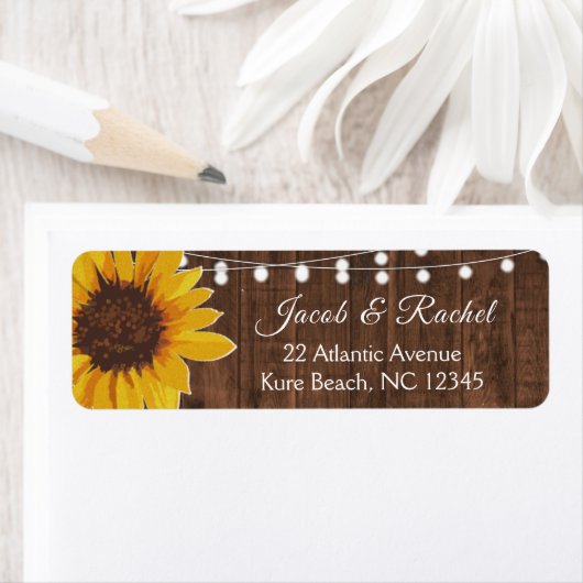Étiquette Rustic Sunflower String Lights Adresse du Mariage (En situation)