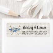 Étiquette Rustic Wood & Boho Floral Flèches Retour Adresse (En situation)