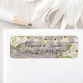 Étiquette Rustic Wood Floral String Lights Mariage Adresse (En situation)