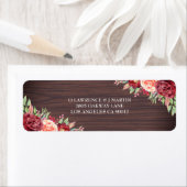 Étiquette Rustique Bourgogne Floral Aquarelle Mariage (En situation)