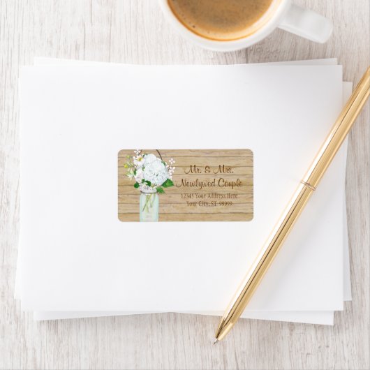 Étiquette Rustique Pays Mason Fleurs Jar Blanches Hydrangeas (En situation)