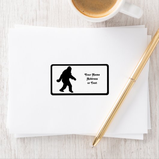 Étiquette Sasquatch Squatchin' Silhouette (En situation)