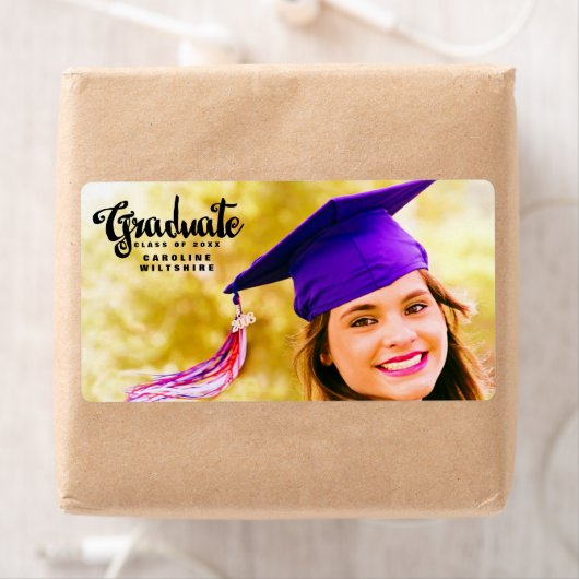 Étiquette Script Chic - Diplôme photo personnalisé (En situation)