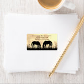 Étiquette Silhouette Horses Grading in Field Sunset Adresse (En situation)