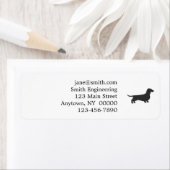 Étiquette Silhouette noire de dachshund (En situation)