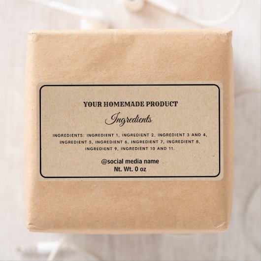 Étiquette simple en carton uni (En situation)