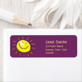 Étiquette Soleil jaune souriant (En situation)