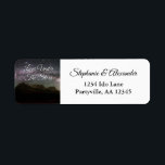 Étiquette Starry Mountain Love Adresse du Mariage<br><div class="desc">Un étiquette de adresse mariage mignon avec une scène de montagne étoilée et la phrase "Amour sous les étoiles". Personnalisez avec vos informations.</div>