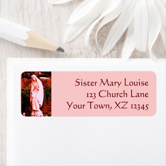 Étiquette Statue de la Vierge rose (En situation)