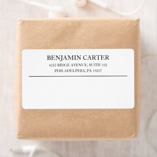 Étiquette Stylish Business Professional Logo Shipping Label (En situation)