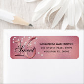 Étiquette Sweet 16 Anniversaire Pink Faux Foil et Perles (En situation)