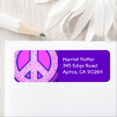 Étiquette Symbole de paix rose avec Neon violet brillant (En situation)